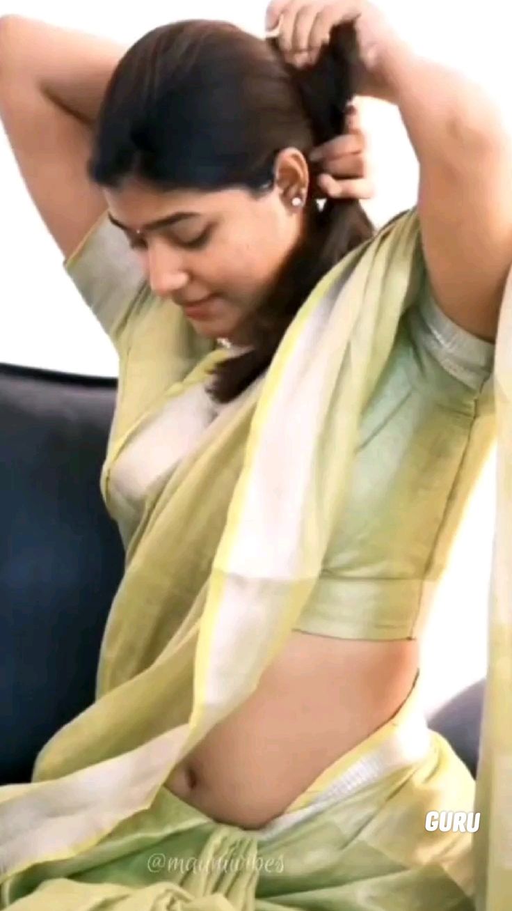 South Cinema Actress Hot Saree (7)