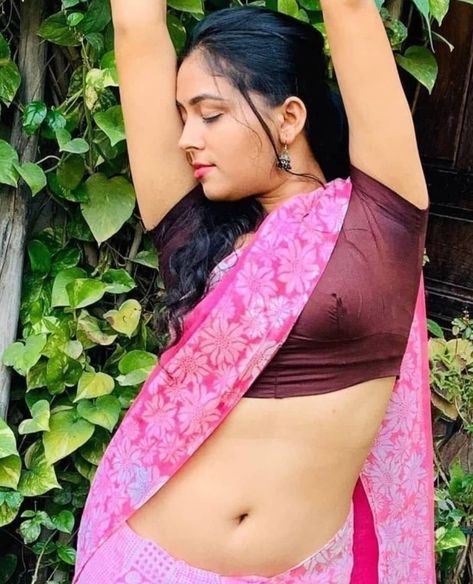 Kannada Serial Actress Hot Saree Blouse (3)