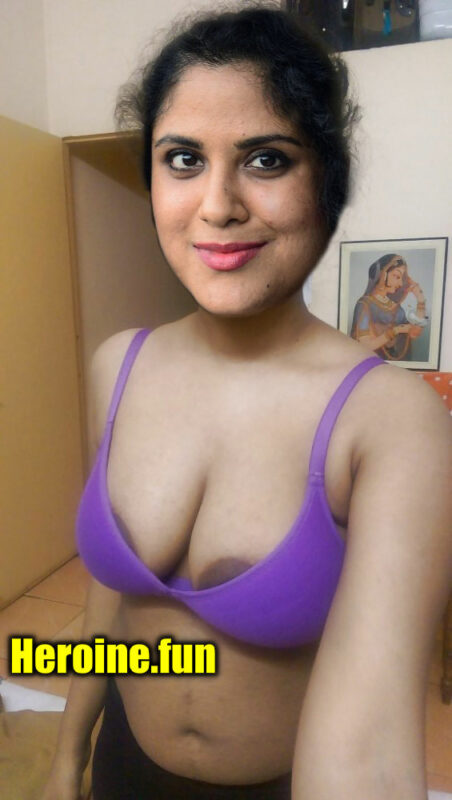 Neha Iyer bra nipple slip selfie photo without dress