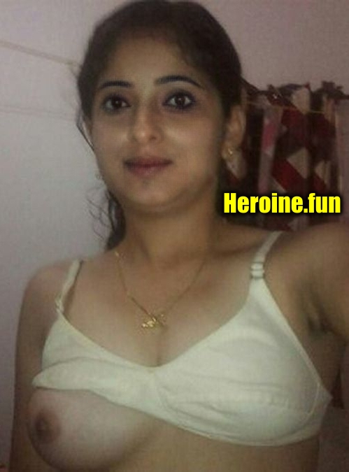 Reena Kapoor bra nipple