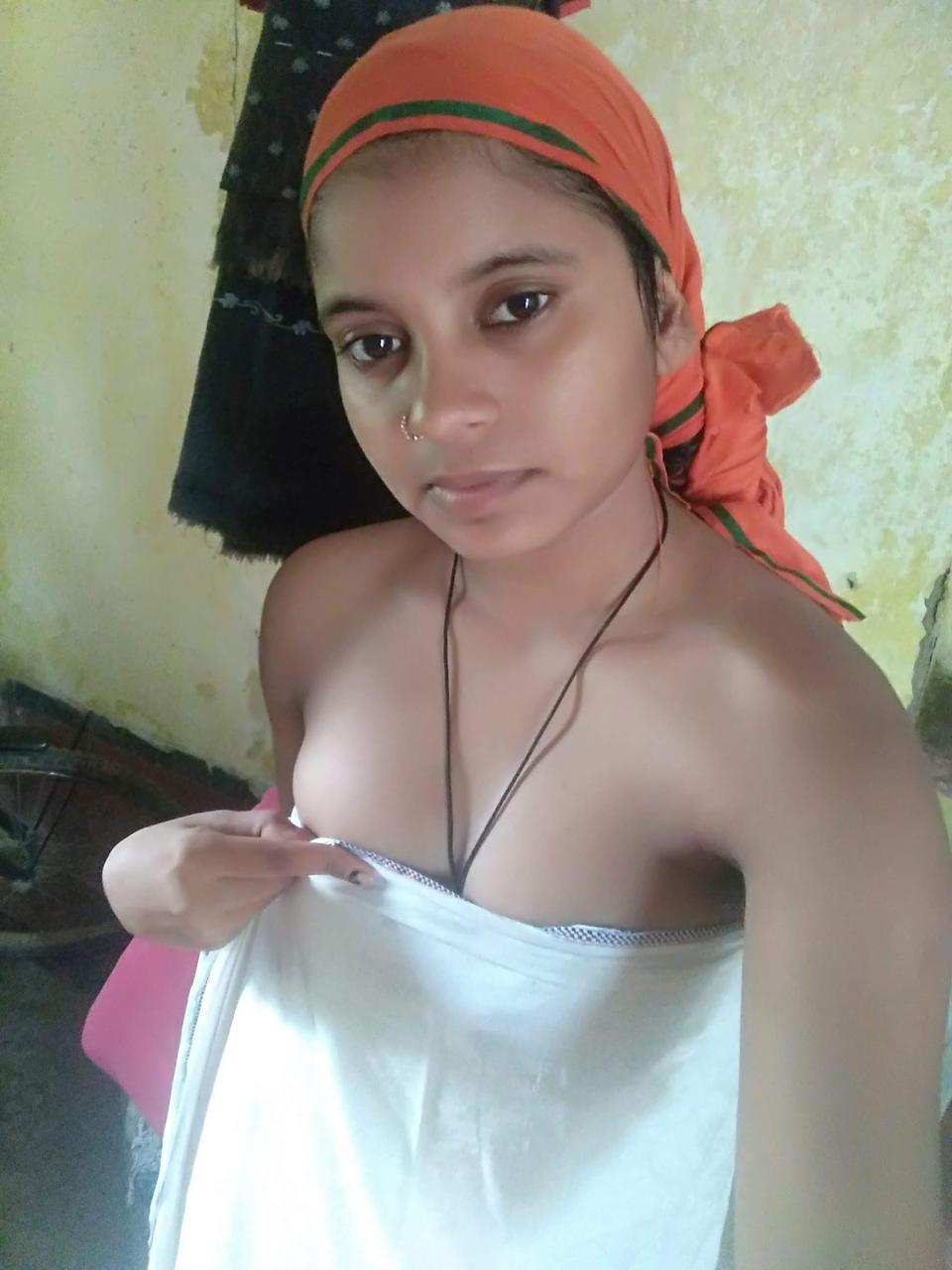 nidhi sunil cunt selfie naked pics, Heroine.Fun